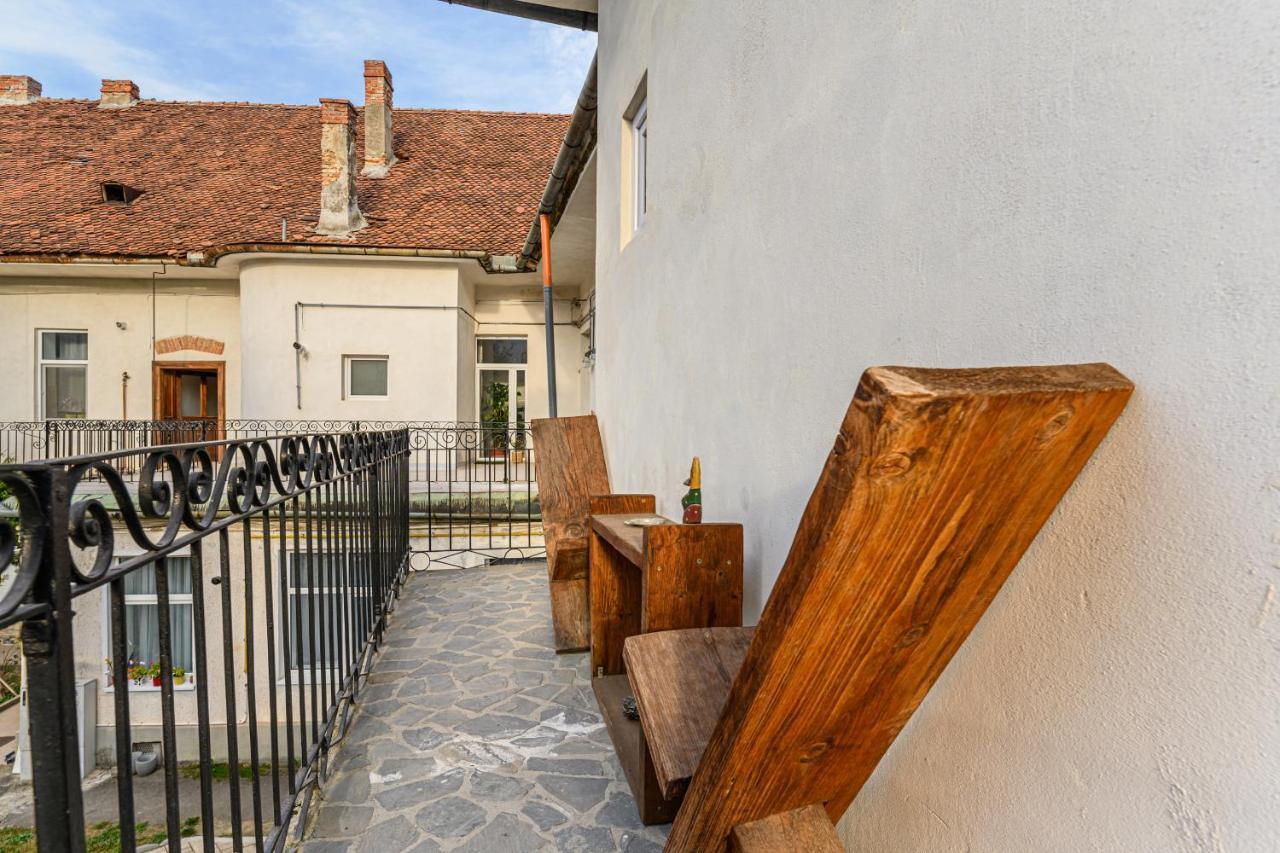 Koa - Goli 2Bdr W Terrace Apartment Brasov Exterior photo
